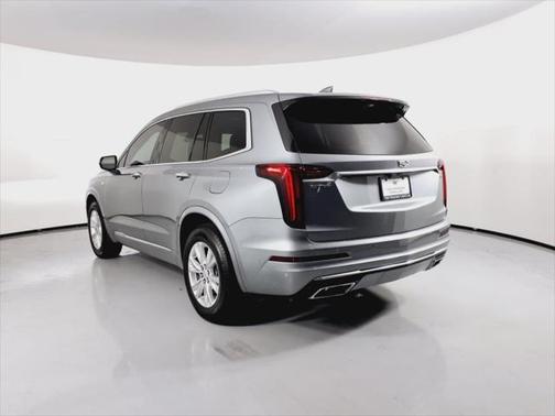2023 Cadillac XT6 Luxury FWD