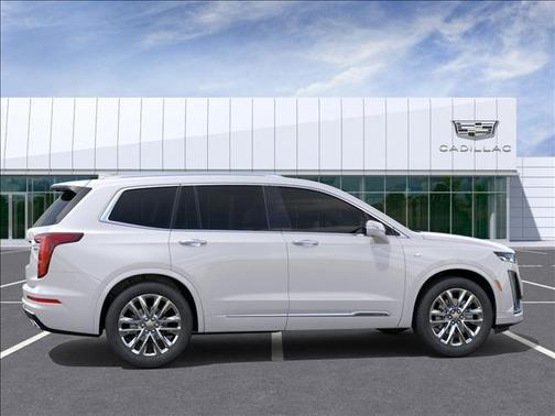 2025 Cadillac XT6 Premium Luxury FWD