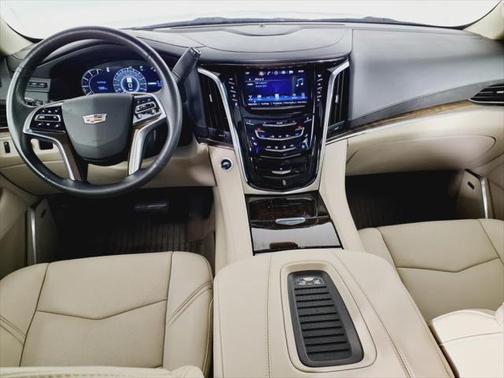 2018 Cadillac Escalade Luxury