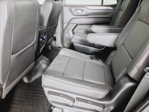 2023 Chevrolet Tahoe 4WD RST