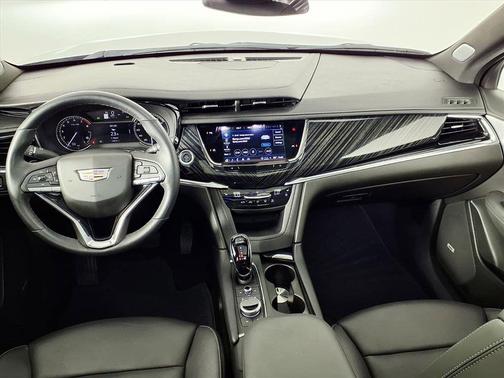2025 Cadillac XT6 Premium Luxury FWD