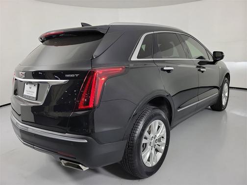 2023 Cadillac XT5 Luxury