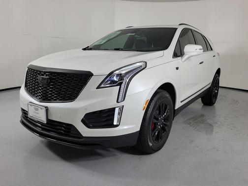 Crystal White Tricoat 2026 Cadillac XT5 Luxury