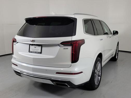 Crystal White Tricoat 2024 Cadillac XT6 Premium Luxury AWD
