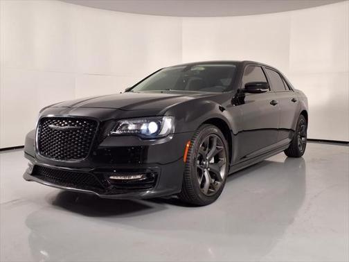 2022 Chrysler 300 Touring