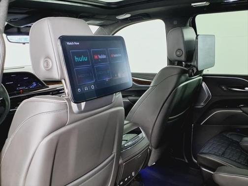 2022 Cadillac Escalade Sport Platinum