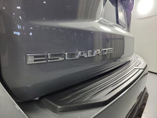 2025 Cadillac Escalade V-Series