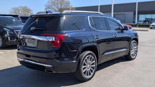 2022 GMC Acadia Denali