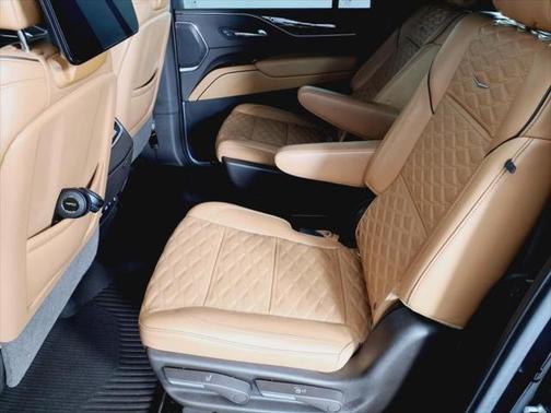 2021 Cadillac Escalade ESV Premium Luxury