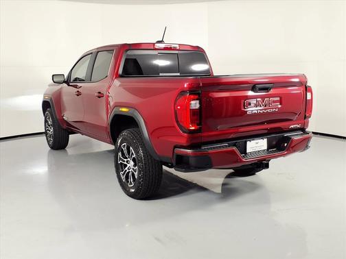 2025 GMC Canyon AT4