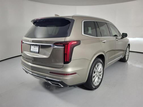 2023 Cadillac XT6 Premium Luxury FWD