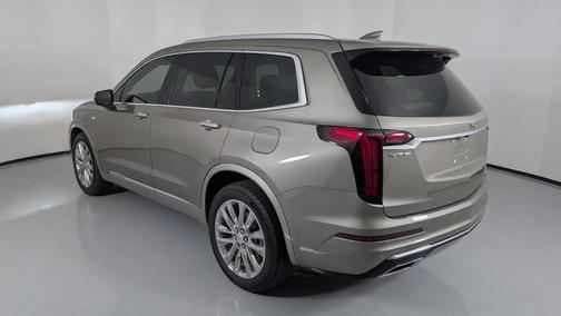 2023 Cadillac XT6 Premium Luxury FWD