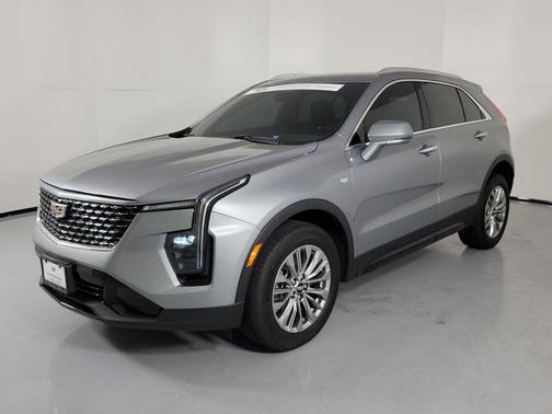 Argent Silver Metallic 2024 Cadillac XT4 Premium Luxury