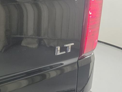 Black 2022 Chevrolet Silverado 1500 LT