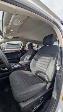 2017 Ford Fusion Hybrid SE