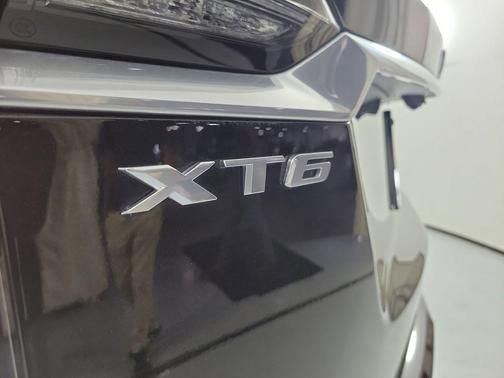 2022 Cadillac XT6 Sport AWD