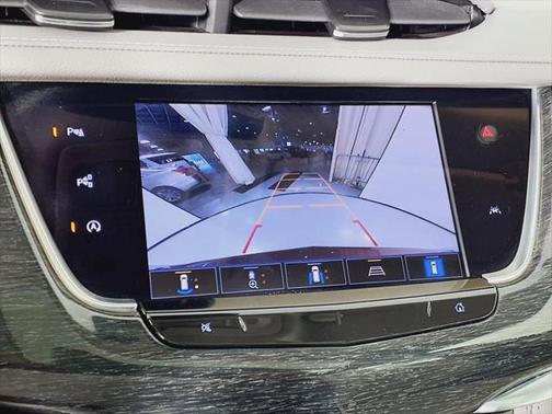 2022 Cadillac XT6 Premium Luxury FWD