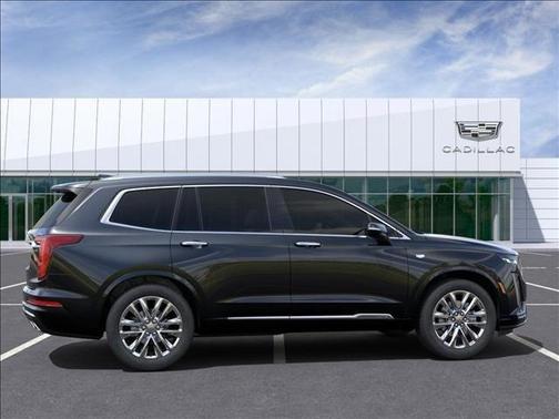 2025 Cadillac XT6 Premium Luxury FWD