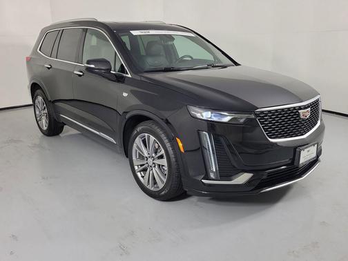 Stellar Black Metallic 2025 Cadillac XT6 Premium Luxury FWD