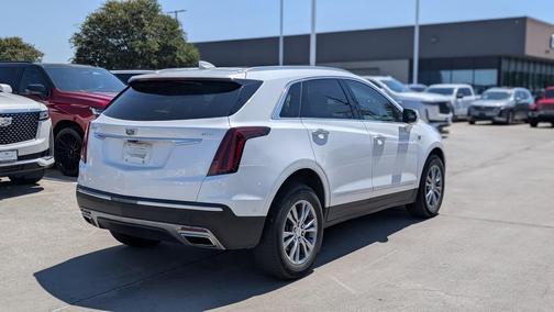 2022 Cadillac XT5 Premium Luxury