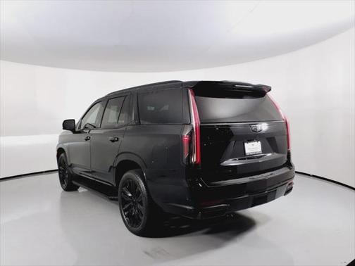 2022 Cadillac Escalade Sport