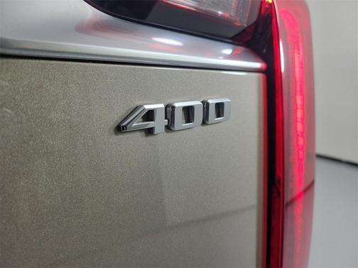 2022 Cadillac XT6 Premium Luxury FWD