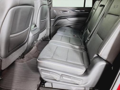 2022 Cadillac Escalade ESV Sport