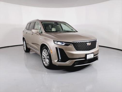 2022 Cadillac XT6 Premium Luxury FWD