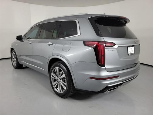 2024 Cadillac XT6 Premium Luxury FWD