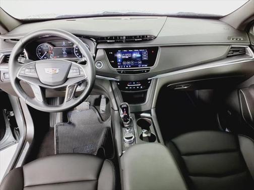 2024 Cadillac XT5 Luxury