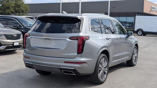 2025 Cadillac XT6 Premium Luxury AWD