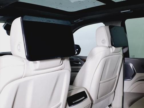 2023 Cadillac Escalade ESV Premium Luxury Platinum
