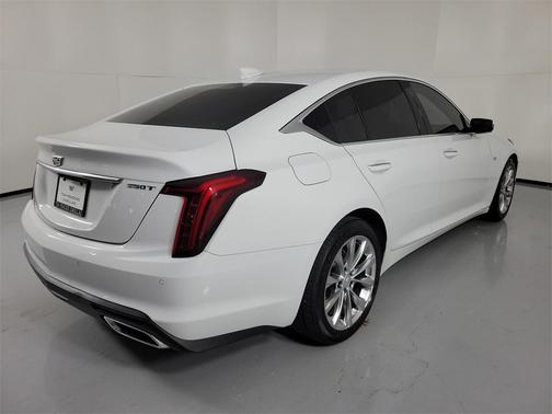 2022 Cadillac CT5 Premium Luxury