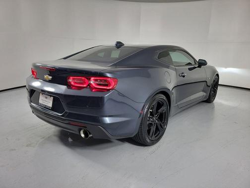 Shadow Gray Metallic 2021 Chevrolet Camaro 3LT