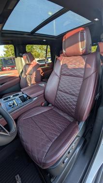 2025 Cadillac Escalade Premium Luxury