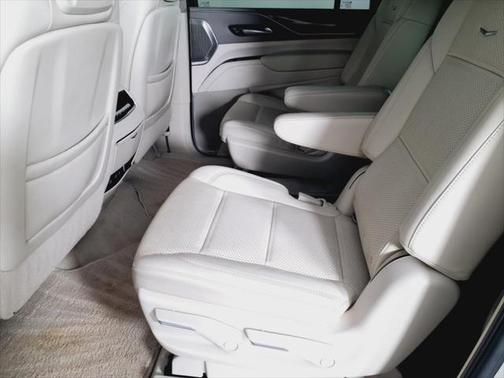 2021 Cadillac Escalade ESV Sport Platinum