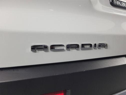 2023 GMC Acadia FWD SLT