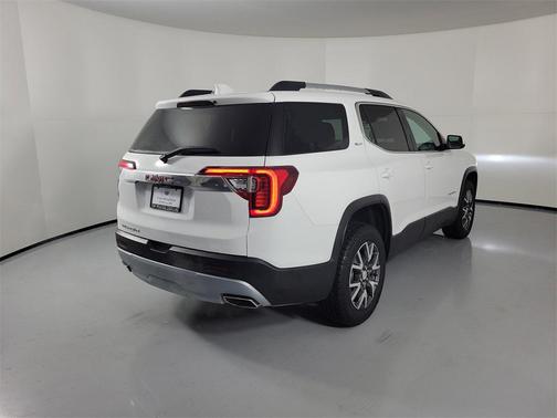 2023 GMC Acadia FWD SLT