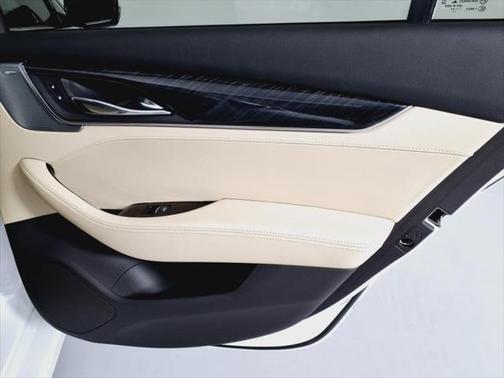 2022 Cadillac CT5 Premium Luxury RWD