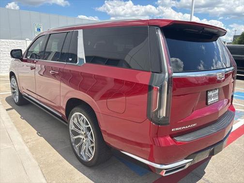 2022 Cadillac Escalade ESV Premium Luxury Platinum