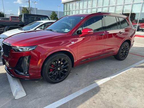 2022 Cadillac XT6 Premium Luxury FWD