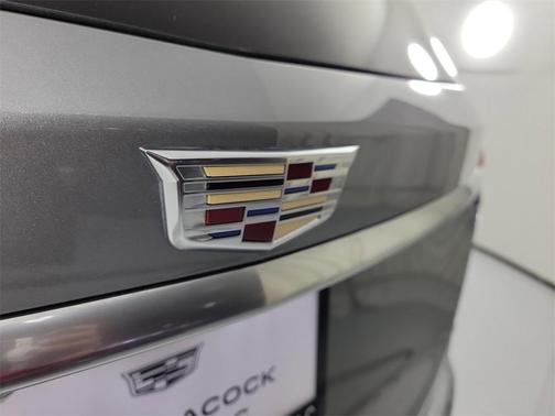 2024 Cadillac XT6 Luxury FWD