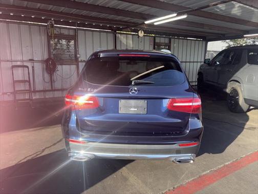 2018 Mercedes-Benz GLC 300 Base