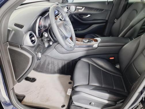 2018 Mercedes-Benz GLC 300 Base