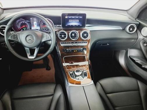 2018 Mercedes-Benz GLC 300 Base