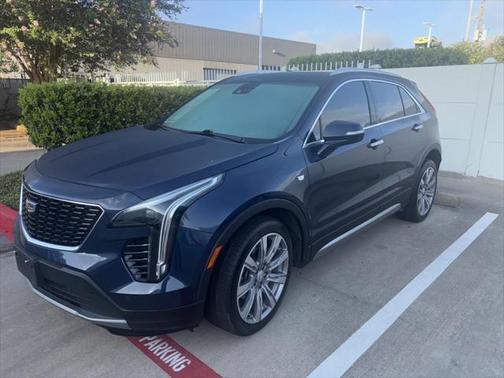 2021 Cadillac XT4 Premium Luxury