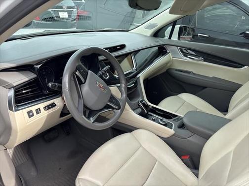 2022 Cadillac XT6 Premium Luxury FWD