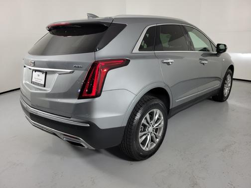 Argent Silver Metallic 2023 Cadillac XT5 Premium Luxury