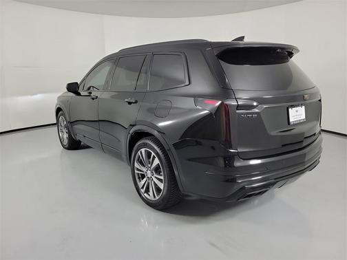 2021 Cadillac XT6 Premium Luxury FWD