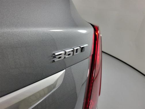 2023 Cadillac XT5 Luxury